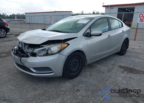 2016 Kia Forte Lx z USA, uszkodzony, nr VIN KNAFK4A67G5594935